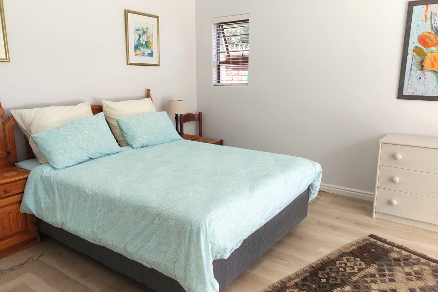 2 Bedroom Property for Sale in The Island Western Cape